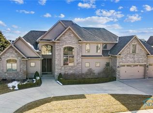 5722 Breeze Bay Dr, Sylvania, OH