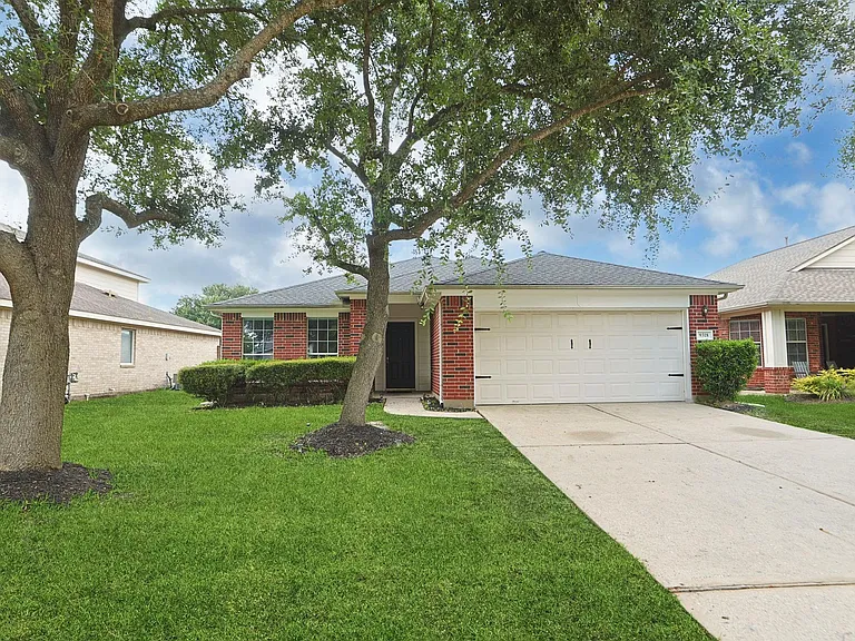 9318 Castlegap Dr — Photo 26
