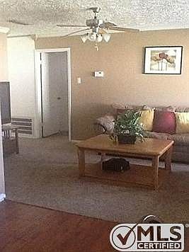 5th image of 205 Skylark Dr