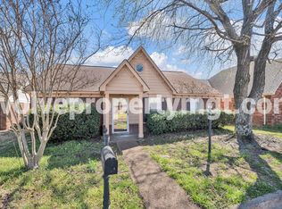 1664 Raybrad Dr, Cordova, TN 38016