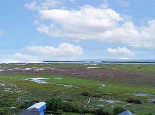 1351 Melody Ln, Crystal Beach, TX 77650