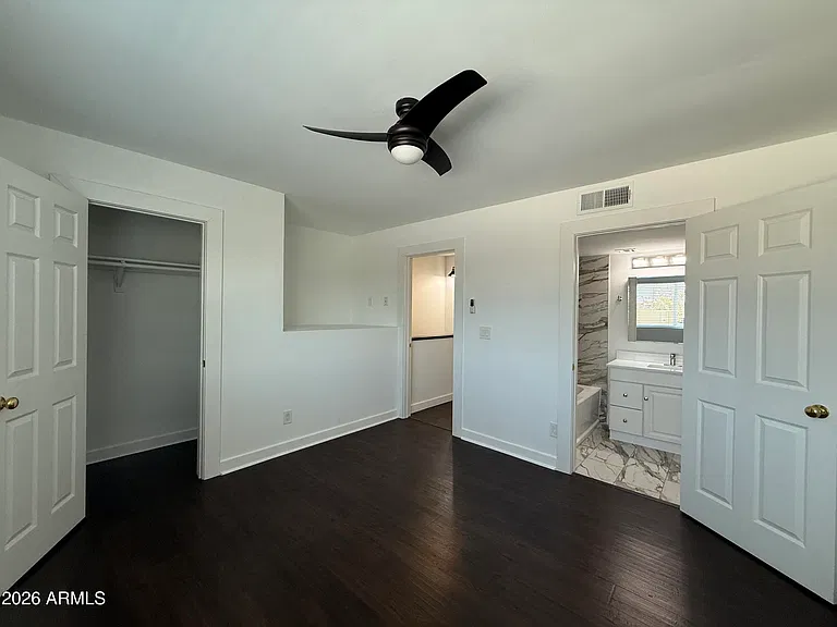 812 W 14th St — Photo 17