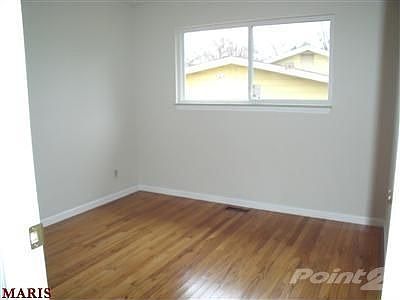 2nd image of 11945 Rollingsford Dr