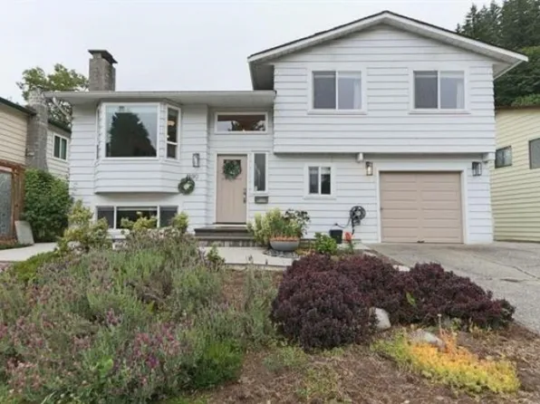 1890 Bow Dr, Coquitlam, BC V3E 1P6