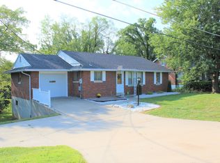 2945 E McCarty St, Jefferson City, MO 65101