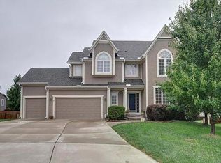 16155 S Bradley Dr, Olathe, KS 66062