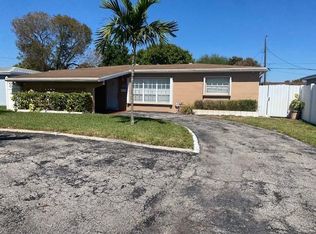 7775 Panama St, Hollywood, FL 33023