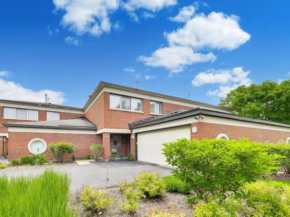495 Milford Rd, Deerfield, IL 60015