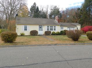 15 Ironwood Dr, Vernon, CT 06066