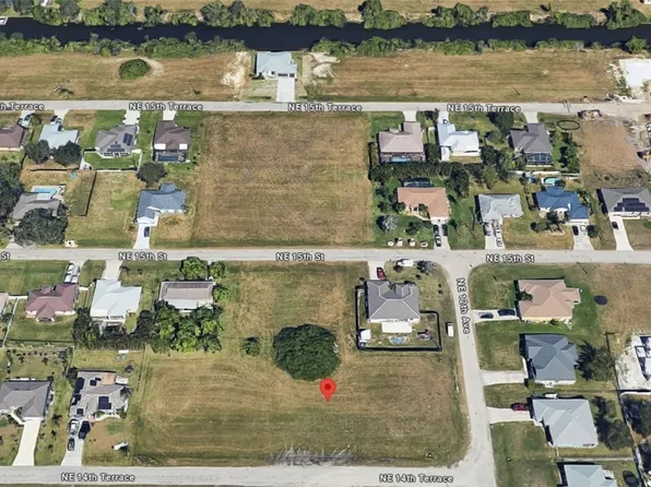 1121 NE 14th Ter, Cape Coral, FL 33909