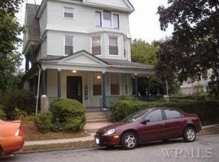 10 Amackassin Ter #2, Yonkers, NY 10703