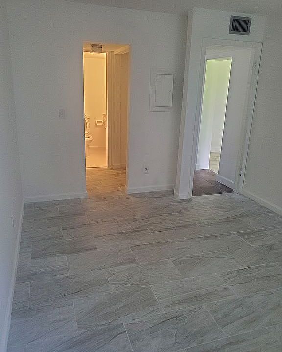 1st image of 1504 Virginia Ave APT 112