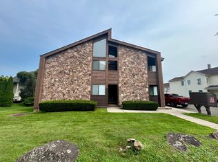 118 Osborne St #2B, Danbury, CT 06810