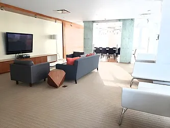 Rented by R New York