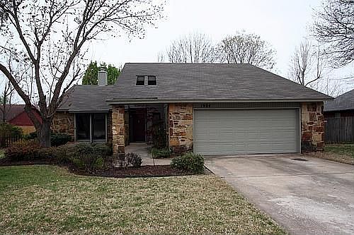 1st image of 1904 N 30th St