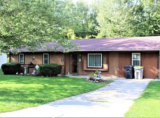 121 N Ivy Ln, Butler, IN 46721