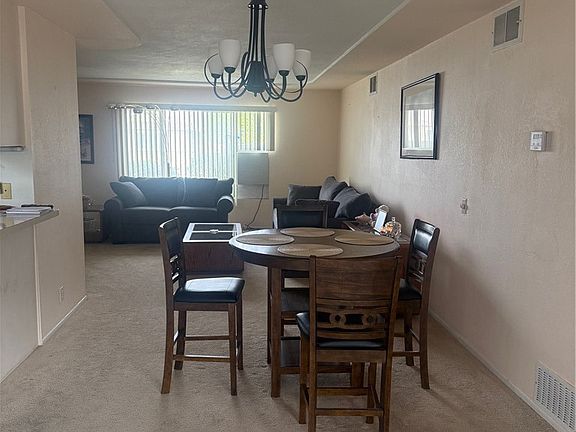 3rd image of 1461 Amberwood Dr