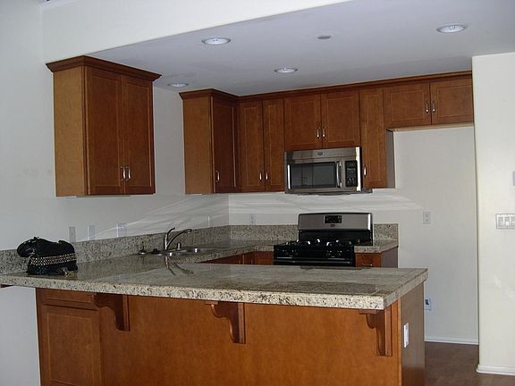 2nd image of 3250 Foothill Dr APT 5