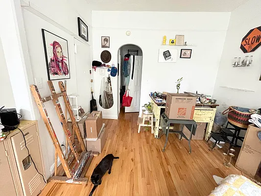 Rented by Delmark Realty LLC | media 9