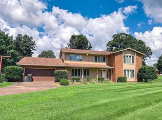 2340 Ridgewood Dr, Madisonville, KY 42431