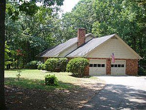 2nd image of 138 Giaben Dr