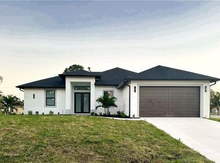 3913 27th St SW, Lehigh Acres, FL 33976