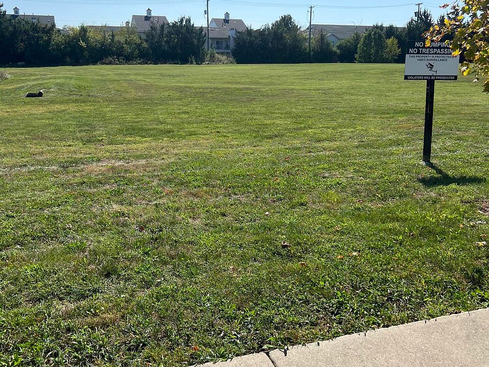 2nd image of 3154 Mapleleaf Dr
