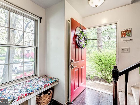 4th image of 3208 Silverstone Ct