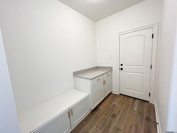 4th image of 1217 Lakehaven Dr