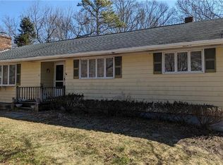 61 Leger Ln, Tiverton, RI 02878