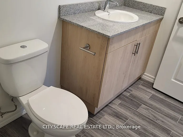 1098 Paisley Rd #411A — Photo 6