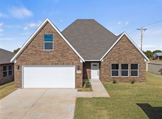 800 Chateau Ct, Kingfisher, OK 73750