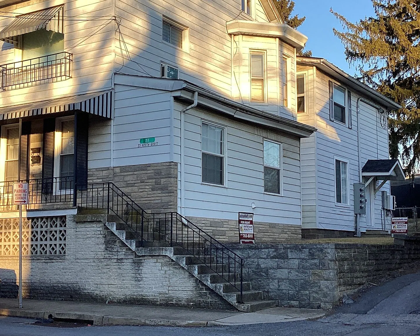23 N. Grant Street — Photo 4