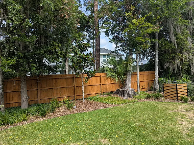 720 NW 3rd St — Photo 43