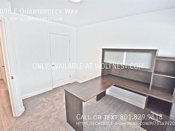 4th image of 1098 E Quarterdeck Way
