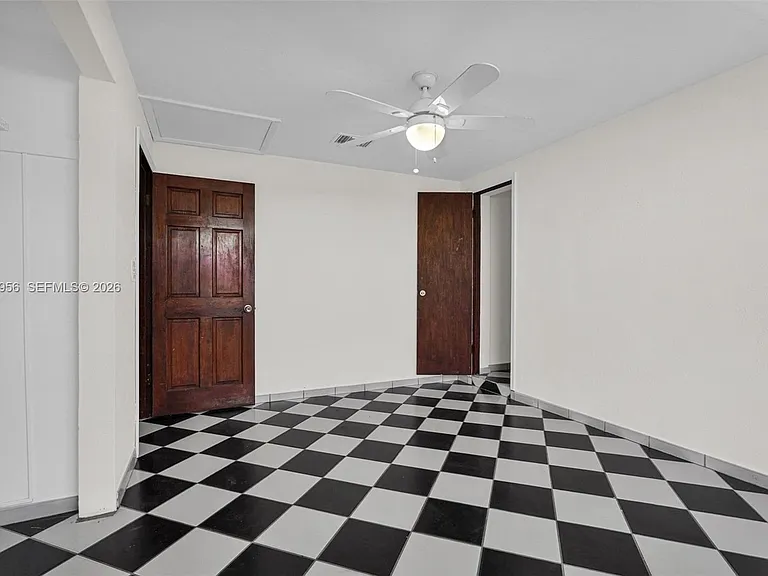 81 NW 41st St #2 — Photo 11