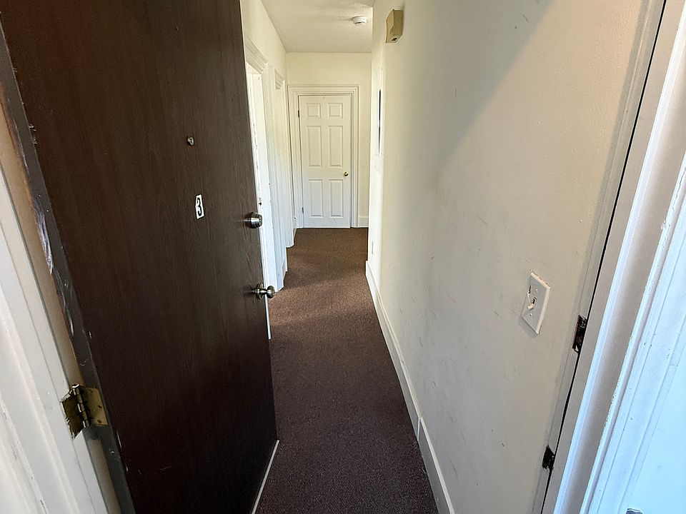 1st image of 28 Morse St #3