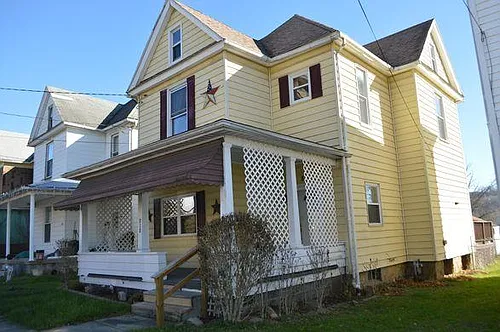 818 Gaston Ave Photo 1
