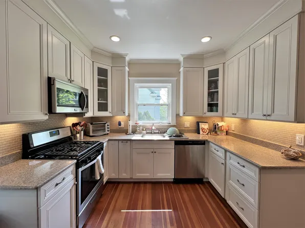 42 Whitfield Rd #2, Somerville, MA 02144