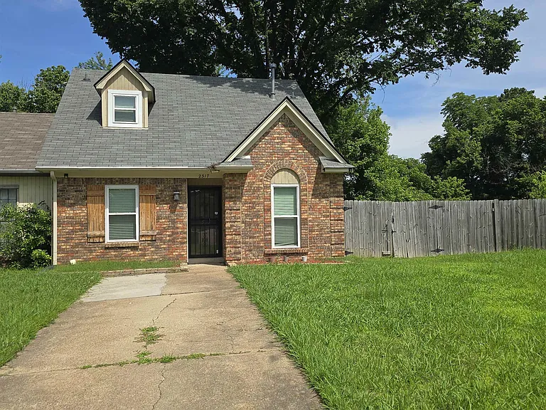 2317 Belin Dr — Photo 23