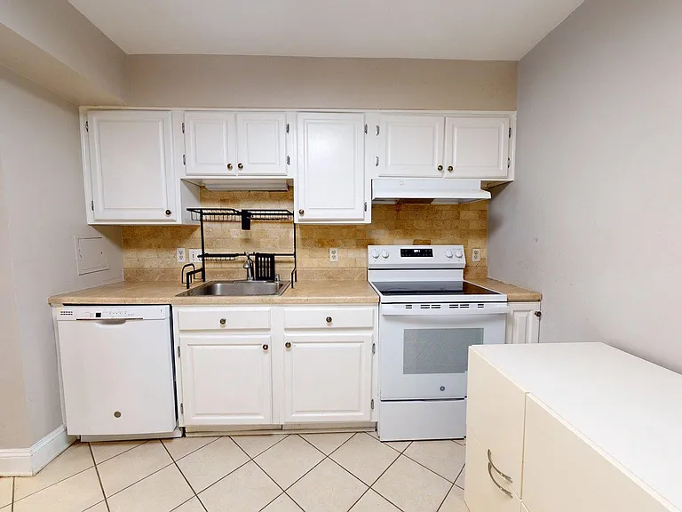 951 S Rolfe St #1 — Photo 8