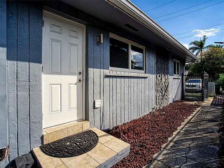1457 Atlantic Shores Blvd #1A — Photo 16