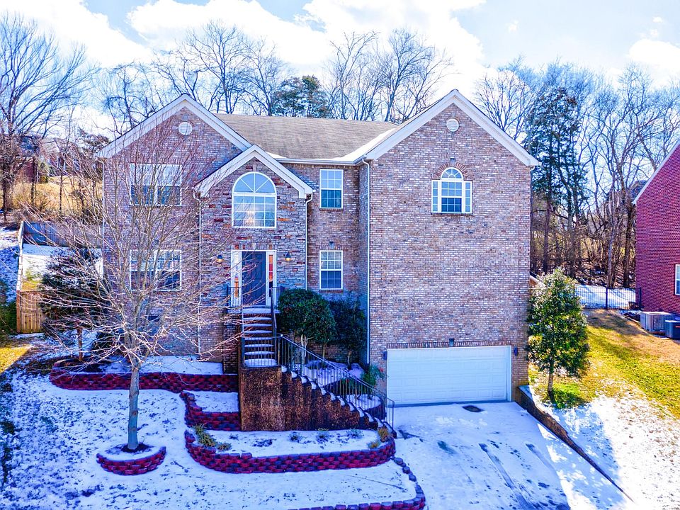 1st image of 115 Judson Dr