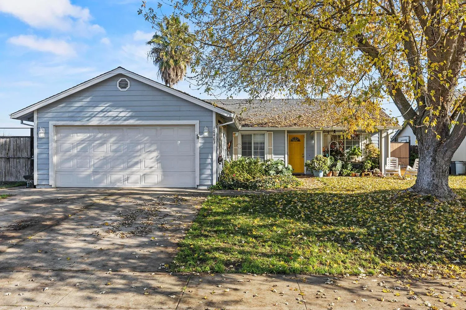 10463 Orchard Way photo 1