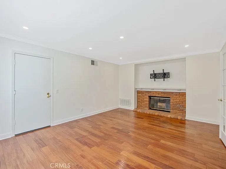 5974 Ruthwood Dr — Photo 13
