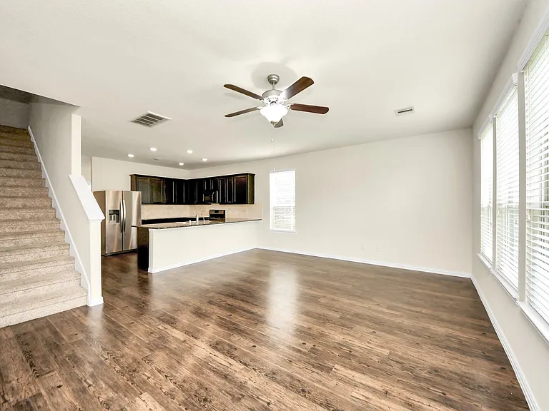 1437 Northwood Springs Dr — Photo 14