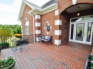 71 Hedrick Dr, Henderson, NC 27537