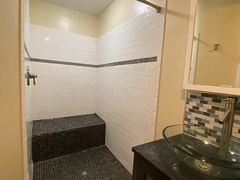 75 Whitney Ave #4A — Photo 15