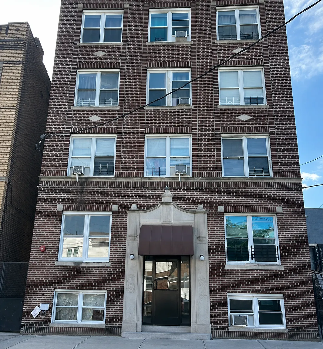 2 bed, 795 sqft, $1,995 — Photo 1