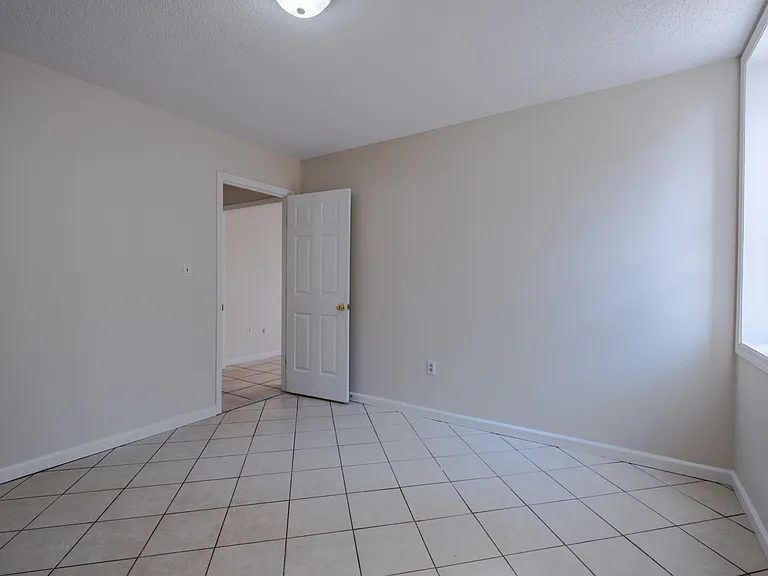 117 Eagle Ct — Photo 22